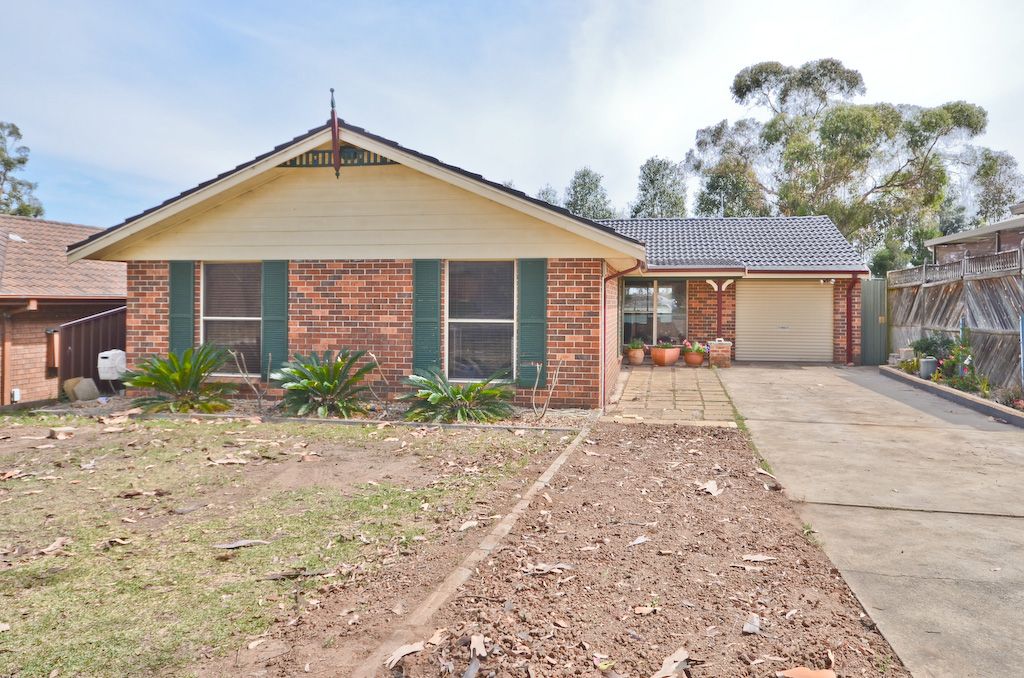 3 bedrooms House in 176 Madagascar Drive KINGS PARK NSW, 2148