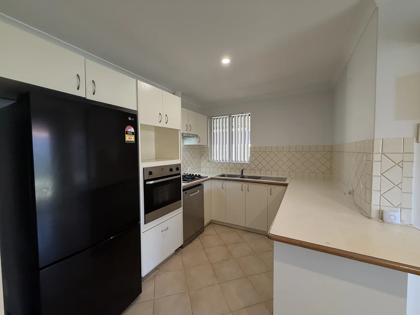 Additional image 5 of 2/280 Drake Street, Morley WA 6062