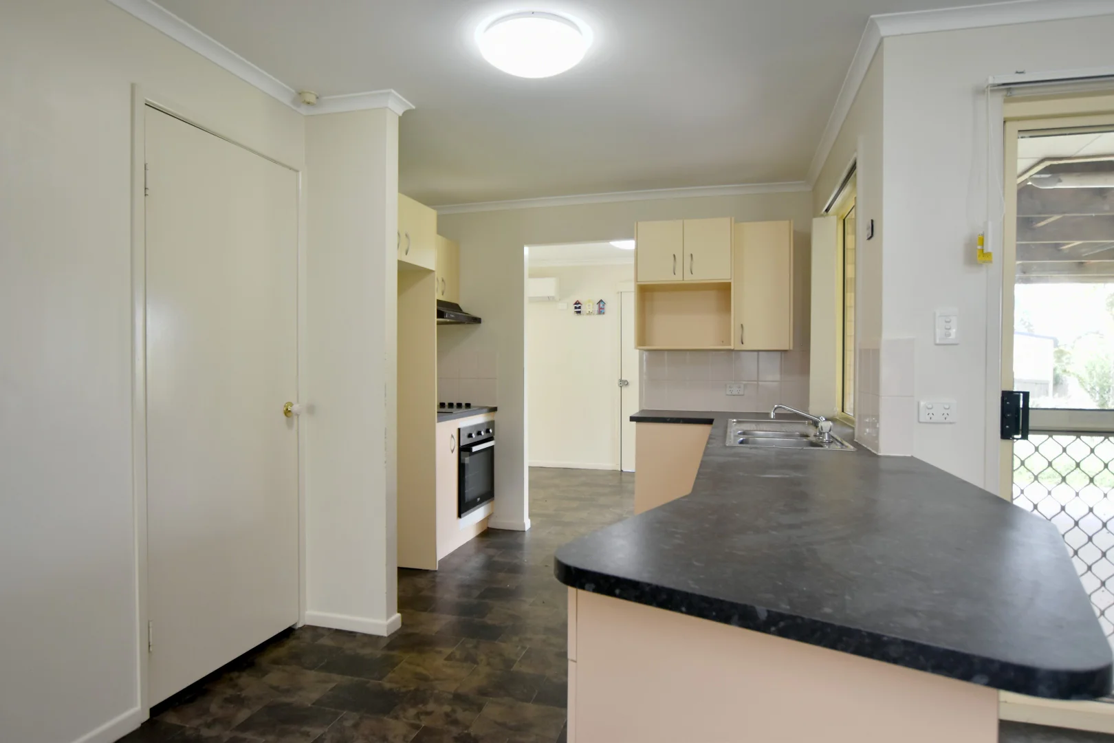 Additional image 2 of 15 Keppel Avenue, Clinton QLD 4680