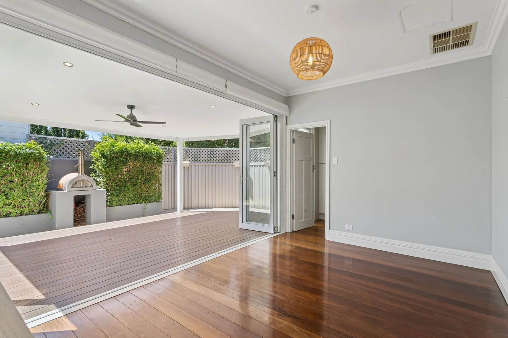 Additional image 14 of 10 Holmesdale Road, Woodbridge WA 6056