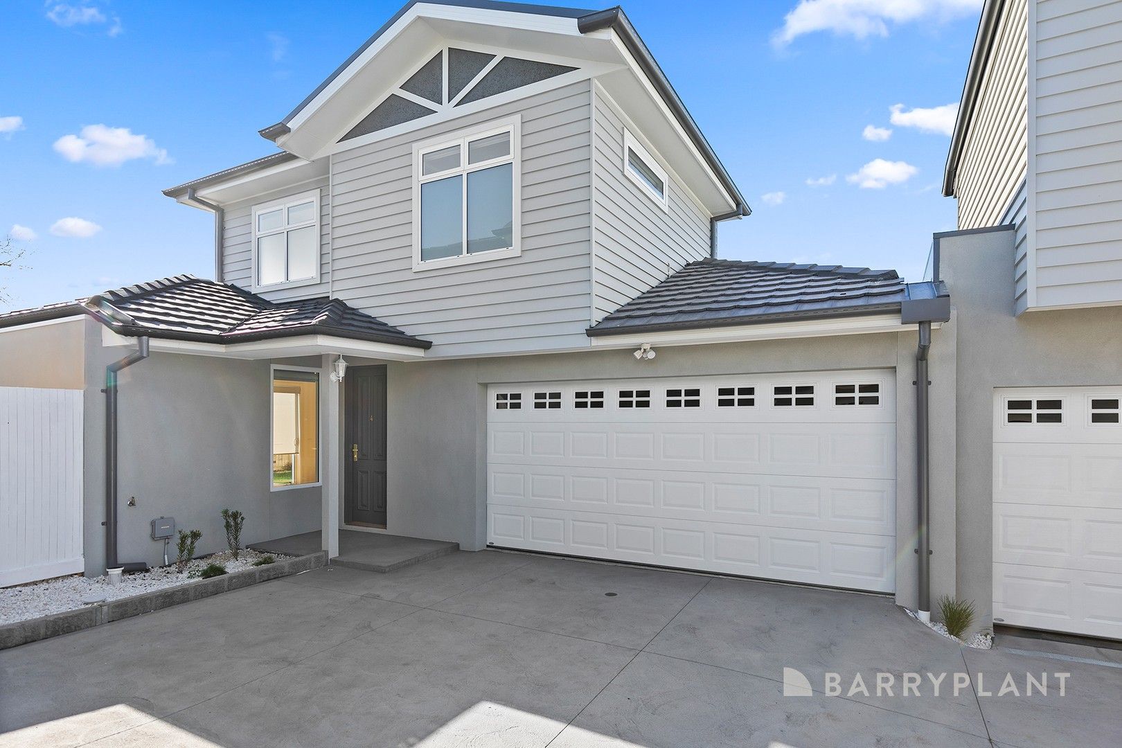 3 bedrooms Townhouse in 4/52 Kent Road PASCOE VALE VIC, 3044