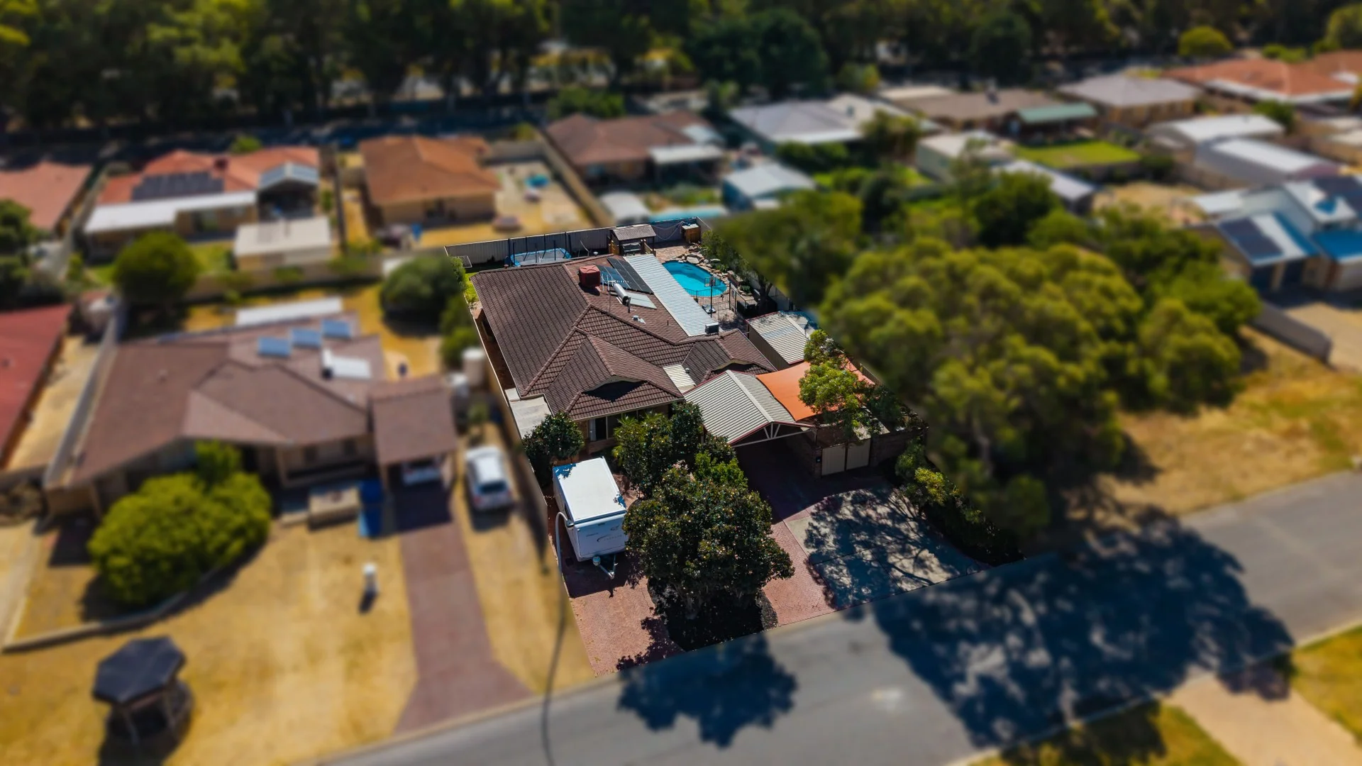 32 Fairway Crescent, Meadow Springs WA 6210