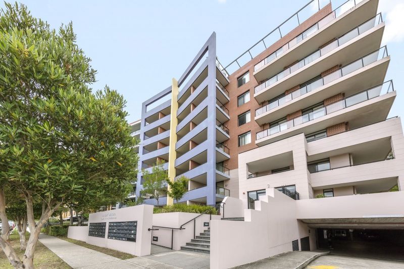 1 bedrooms Apartment / Unit / Flat in 1300/32-36 Orara Street WAITARA NSW, 2077