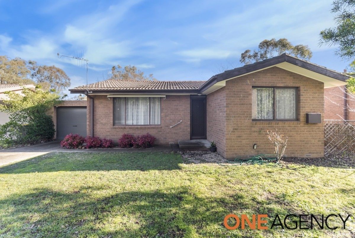 12 Schaffer Place, Charnwood ACT 2615