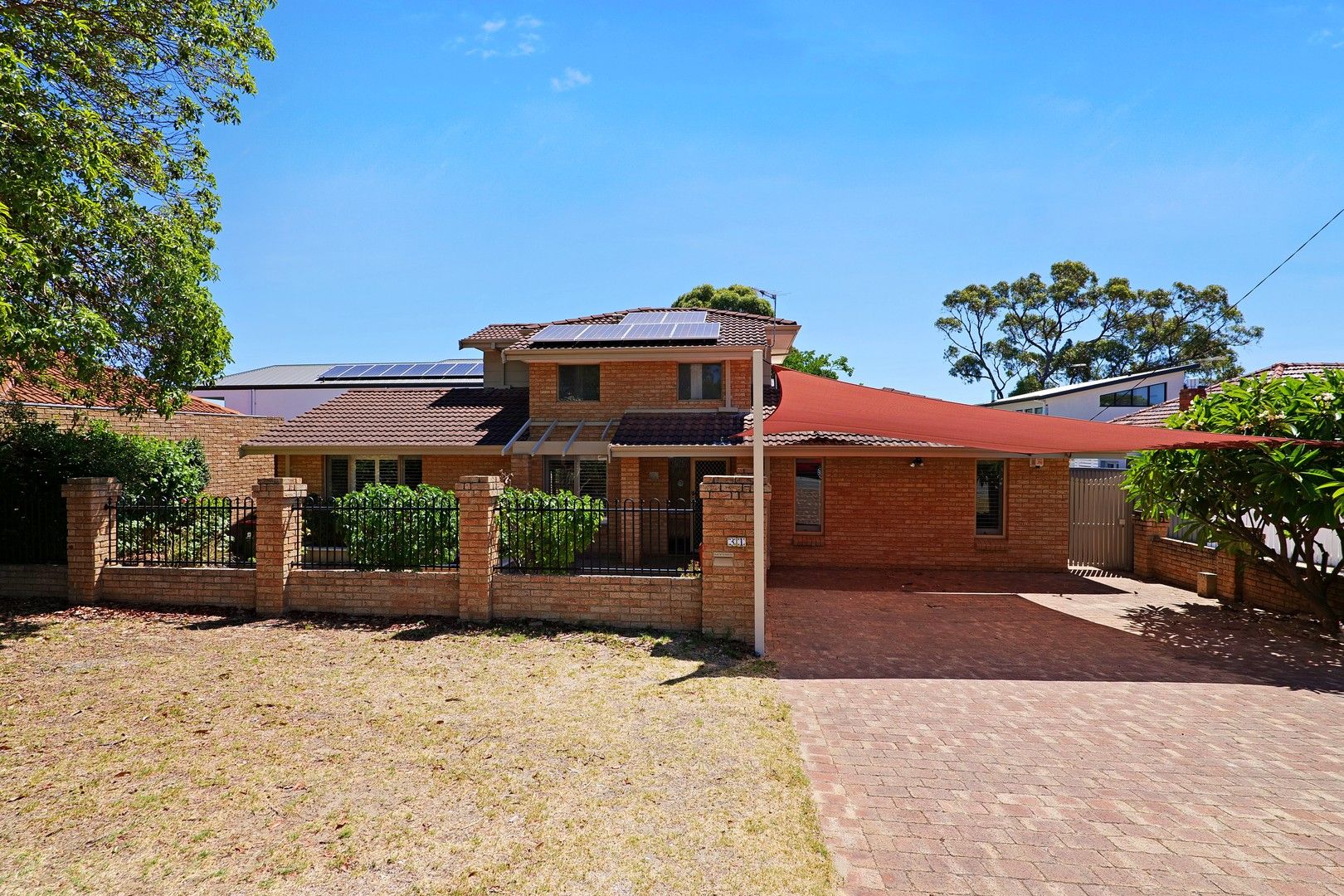 4 bedrooms House in 31 Lynton Street DOUBLEVIEW WA, 6018