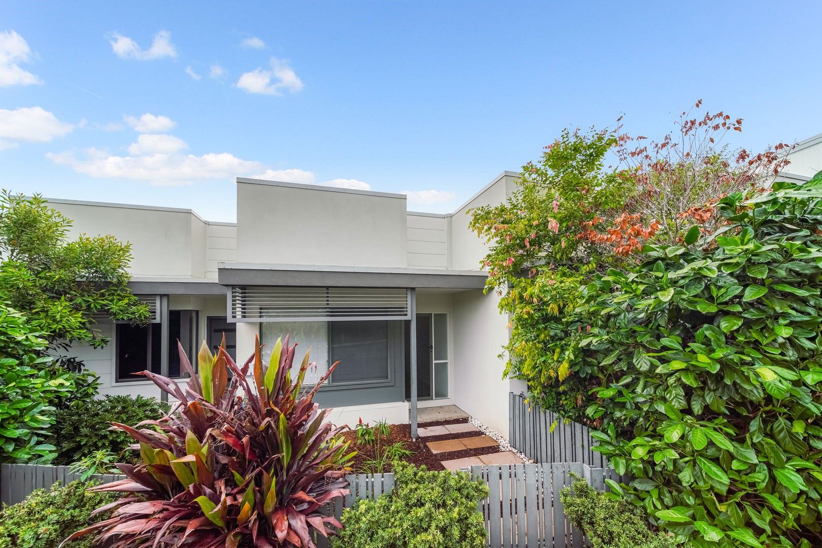 2 bedrooms Apartment / Unit / Flat in 10/96 Creekwood Avenue MERIDAN PLAINS QLD, 4551