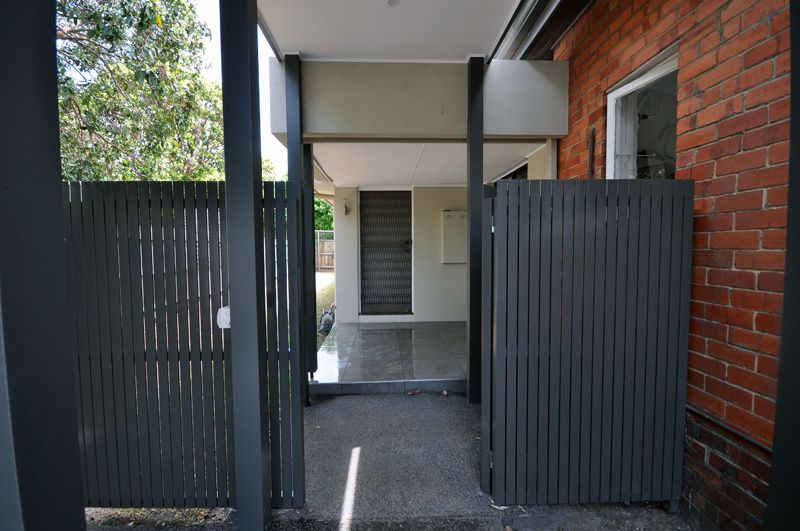 3 bedrooms Semi-Detached in 669A Hampton Street BRIGHTON VIC, 3186