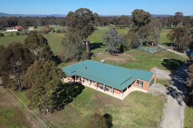 Picture of 290 Soldiers Road, BARNAWARTHA VIC 3688