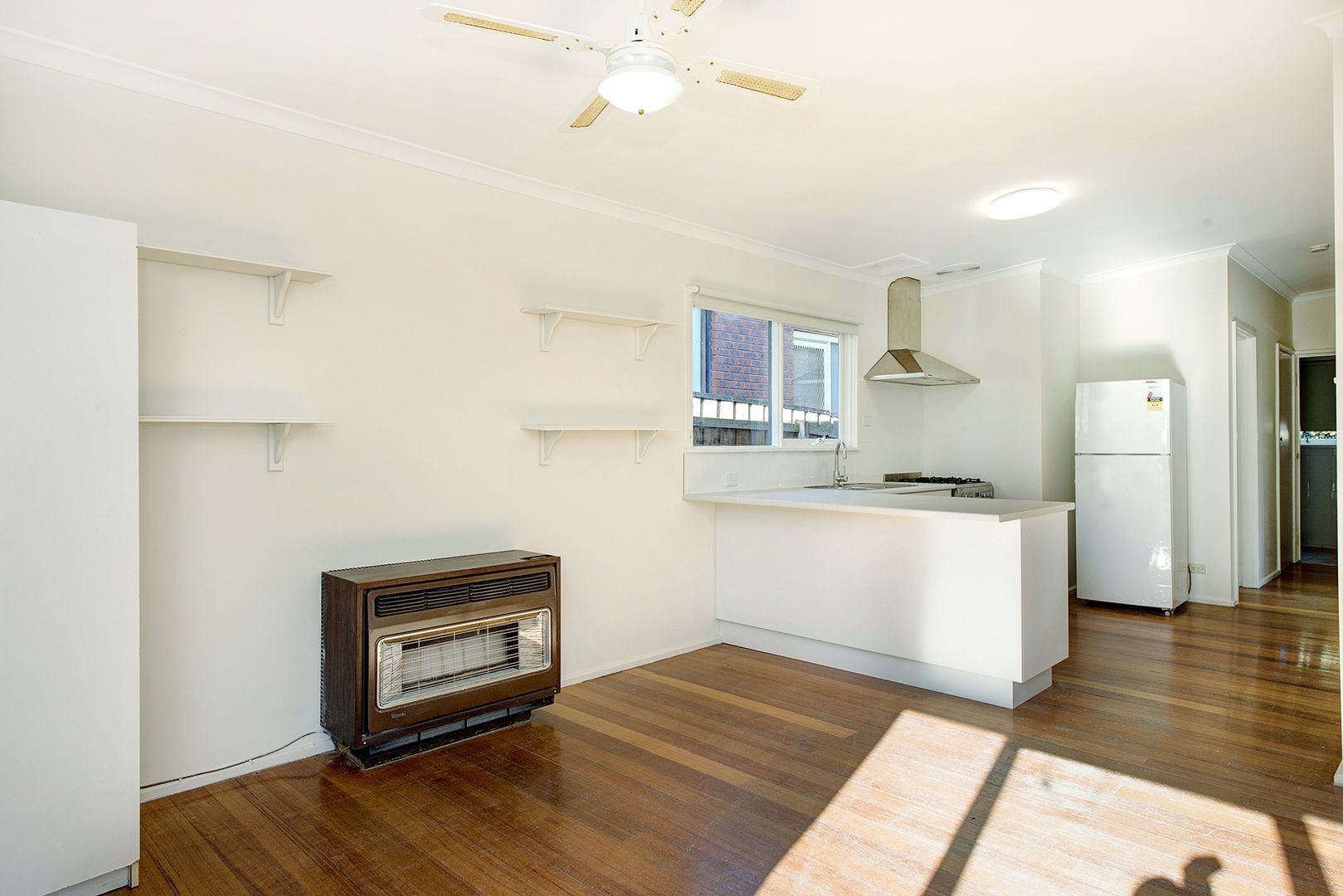 116 Seventh Avenue Rosebud Vic 3939 House For Rent 330 Domain