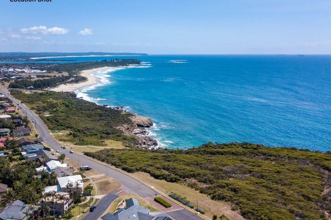 Picture of 6 Copper Valley Close, CAVES BEACH NSW 2281