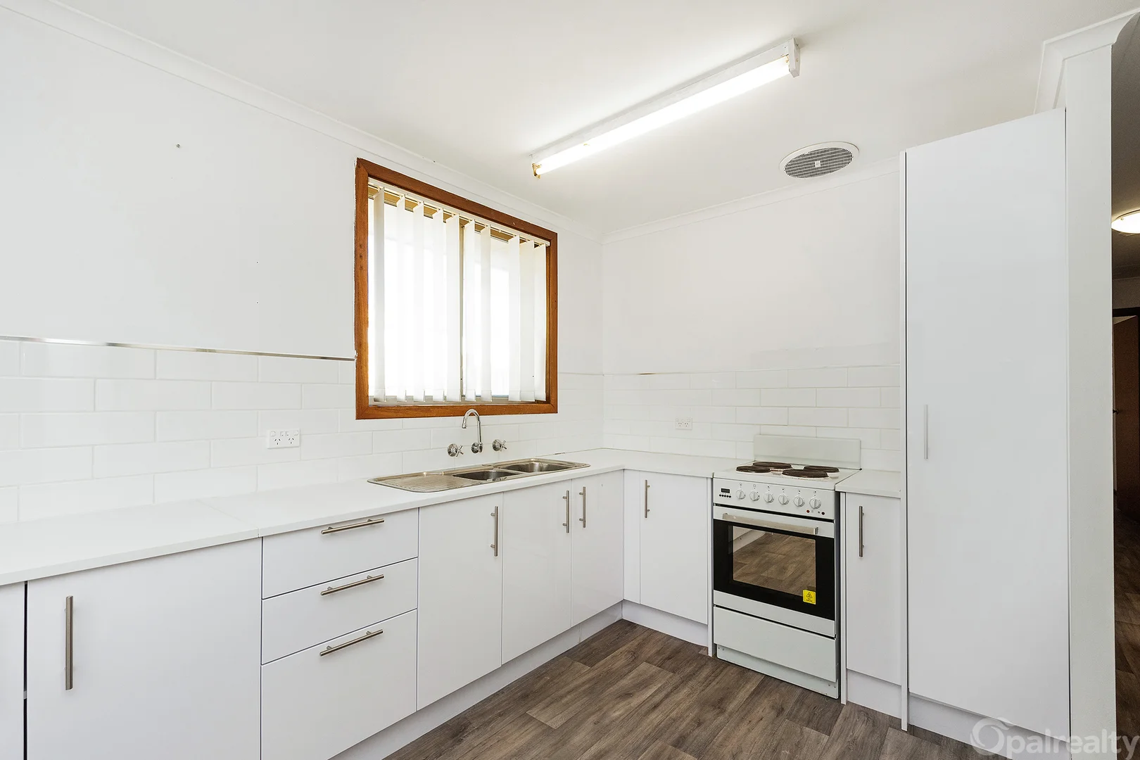 Additional image 10 of 4 Fane Court, Singleton WA 6175