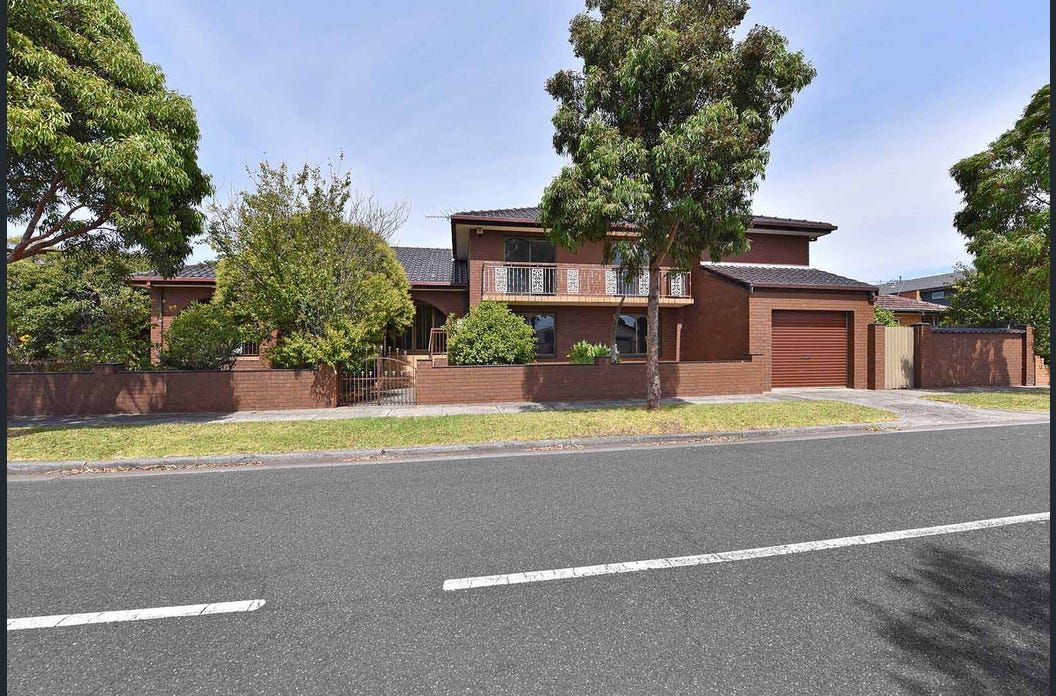 5 bedrooms House in 63 William Street FAWKNER VIC, 3060