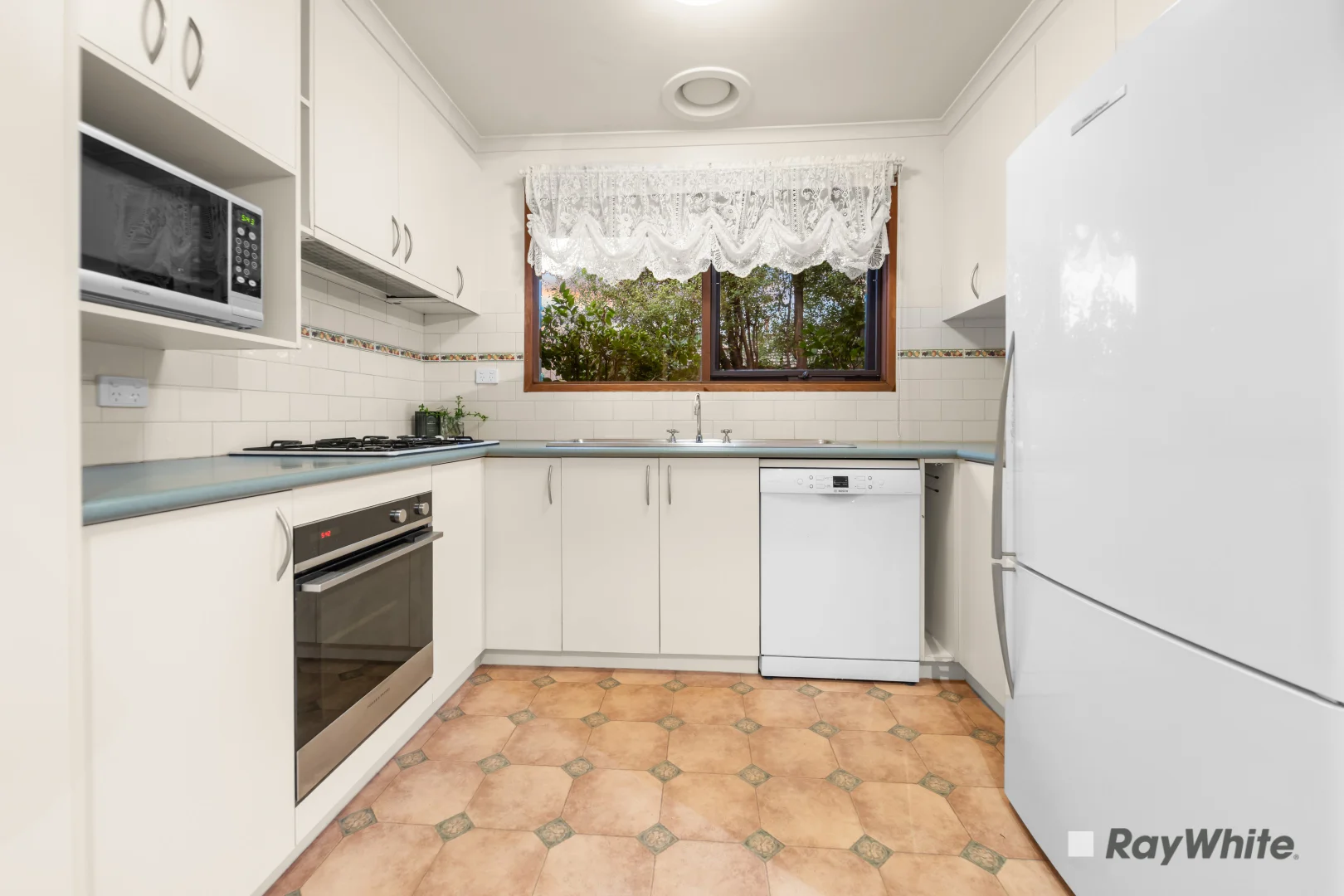 Additional image 10 of 1 Guildford Crescent, Narre Warren VIC 3805