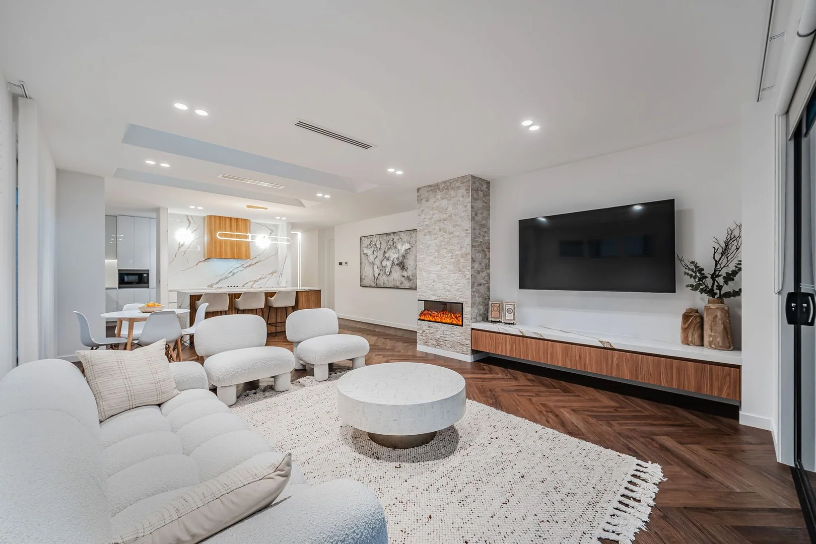 Additional image 4 of 8 SKYLARK ROAD, Greenvale VIC 3059