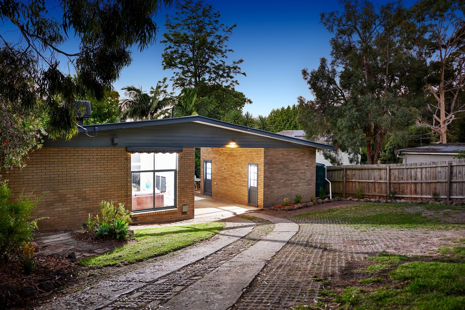 52 Francis Crescent, Ferntree Gully VIC 3156, Image 0