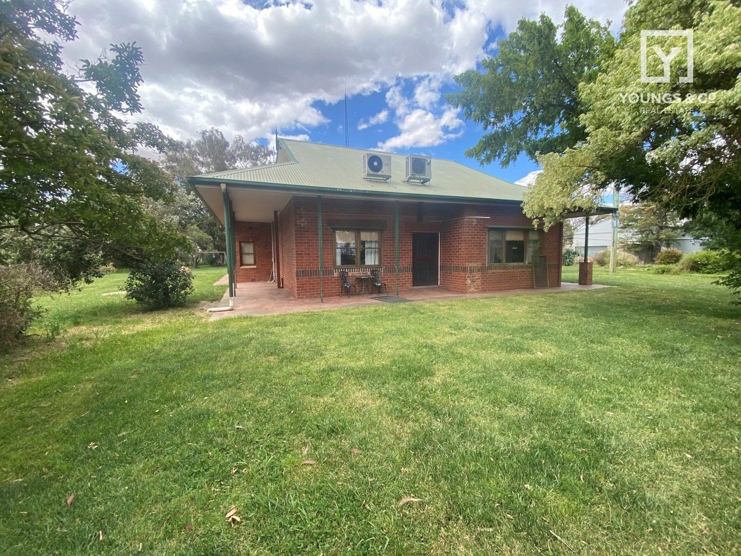 2855 Katamatite Shepparton Rd, Tallygaroopna VIC 3634 House For Rent