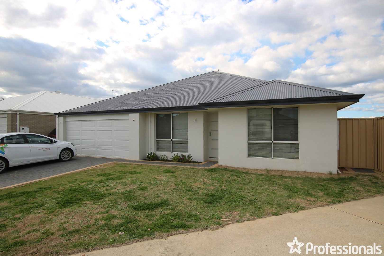 4 bedrooms House in 1 Burabur Street GOSNELLS WA, 6110