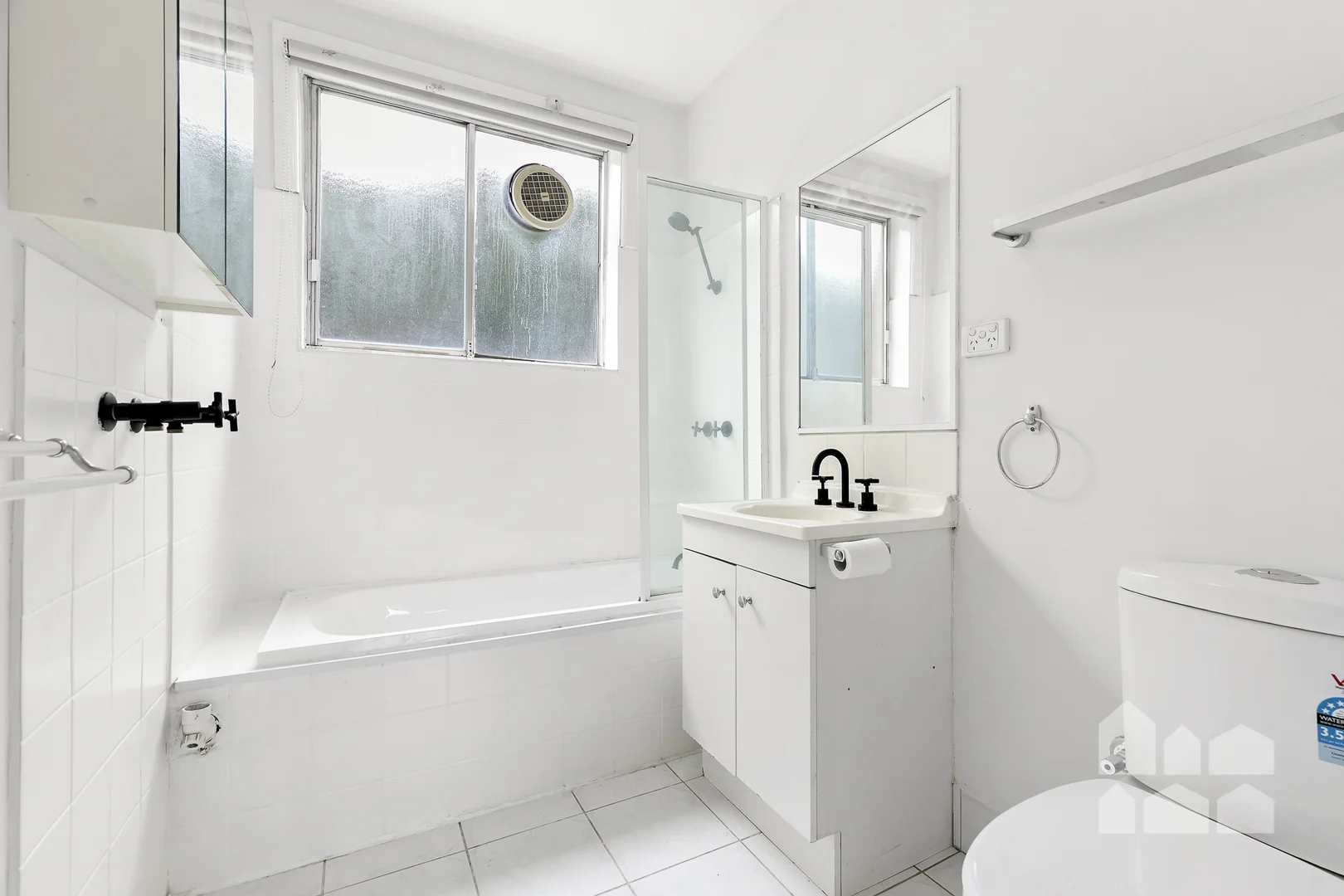 Additional image 4 of 1/21 Bellairs Avenue, Seddon VIC 3011