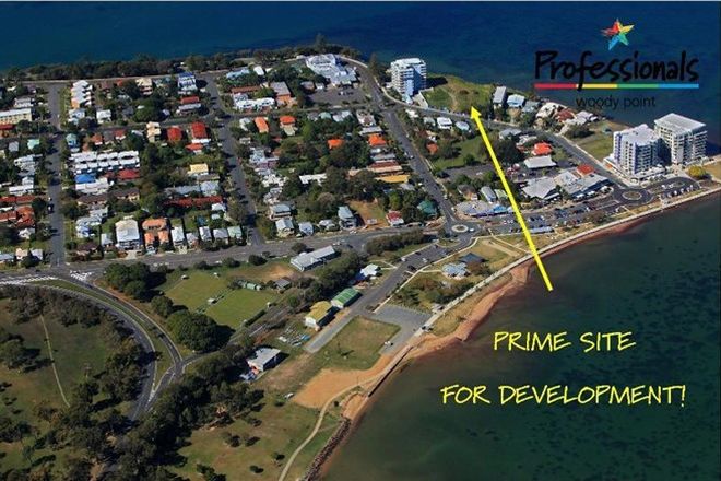 Picture of 36 Woodcliffe Crescent, WOODY POINT QLD 4019