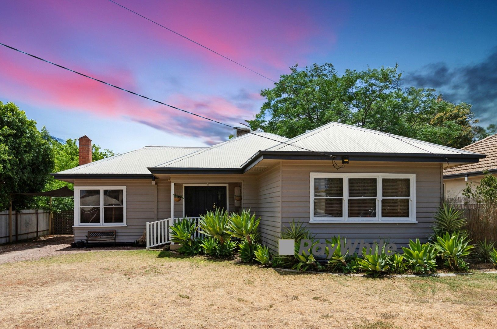 5 bedrooms House in 130 Pasadena Grove MILDURA VIC, 3500