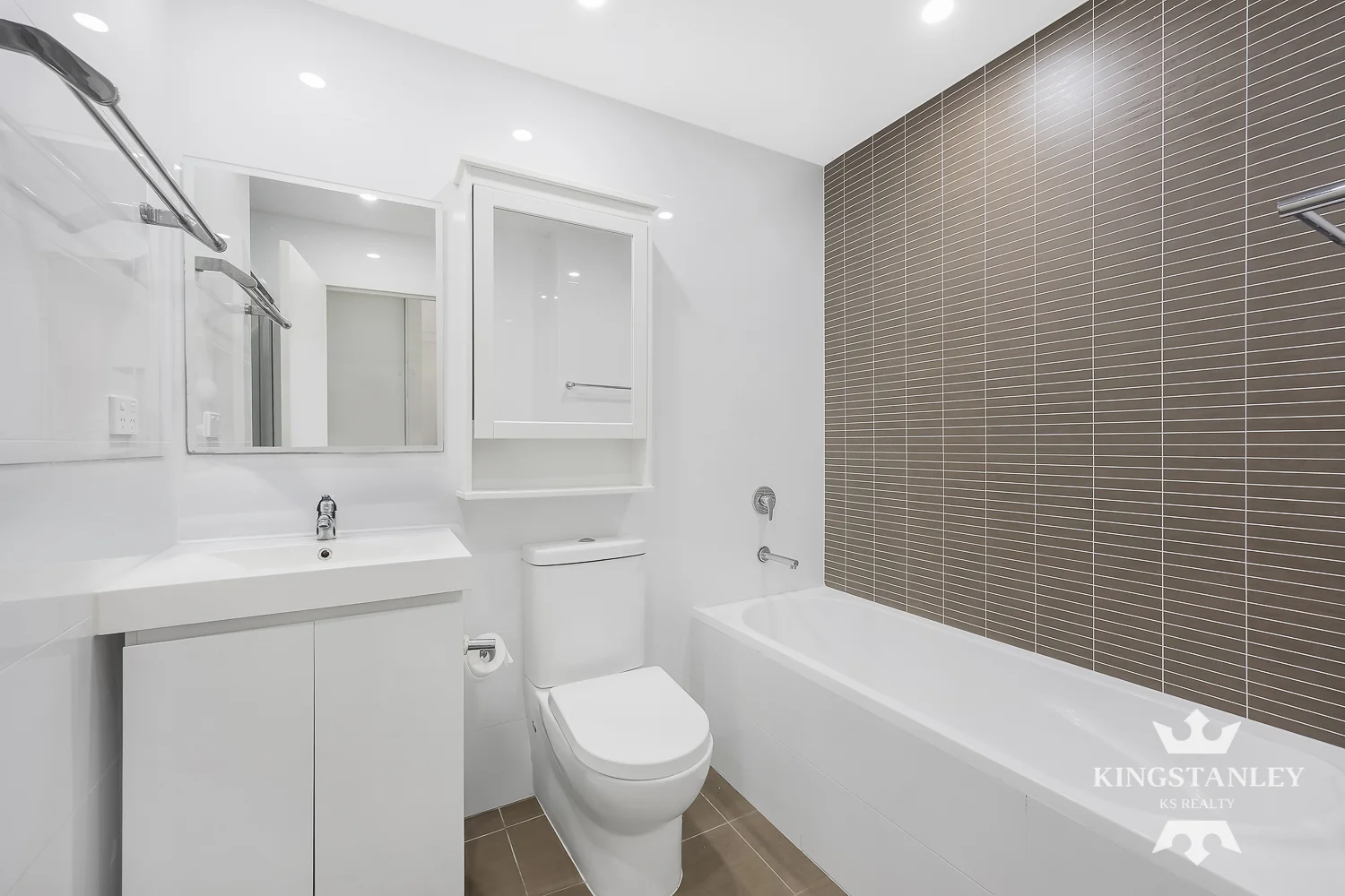 Additional image 8 of 1306/39 Rhodes St, Hillsdale NSW 2036