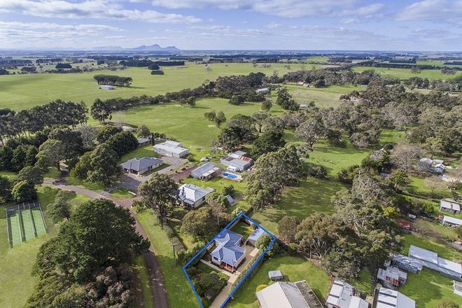 Picture of 49 Oval Avenue, TARRINGTON VIC 3301