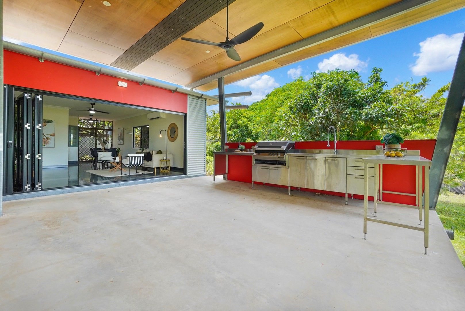 4 bedrooms House in 11 Fellows Road HOWARD SPRINGS NT, 0835