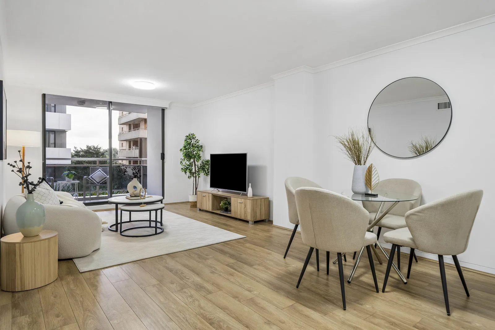 Comfort & locality, Hornsby