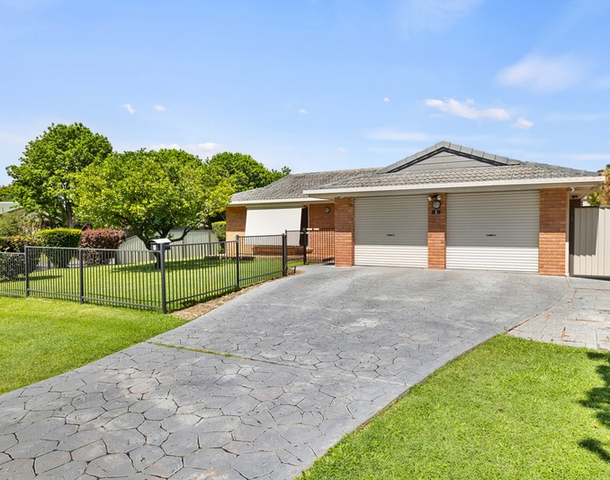 5 Crossley Drive, Wellington Point QLD 4160