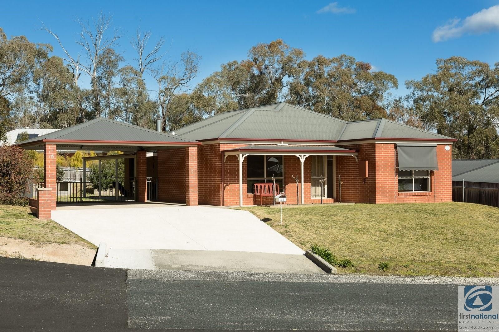 13 Parkes Street, Yackandandah VIC 3749, Image 0