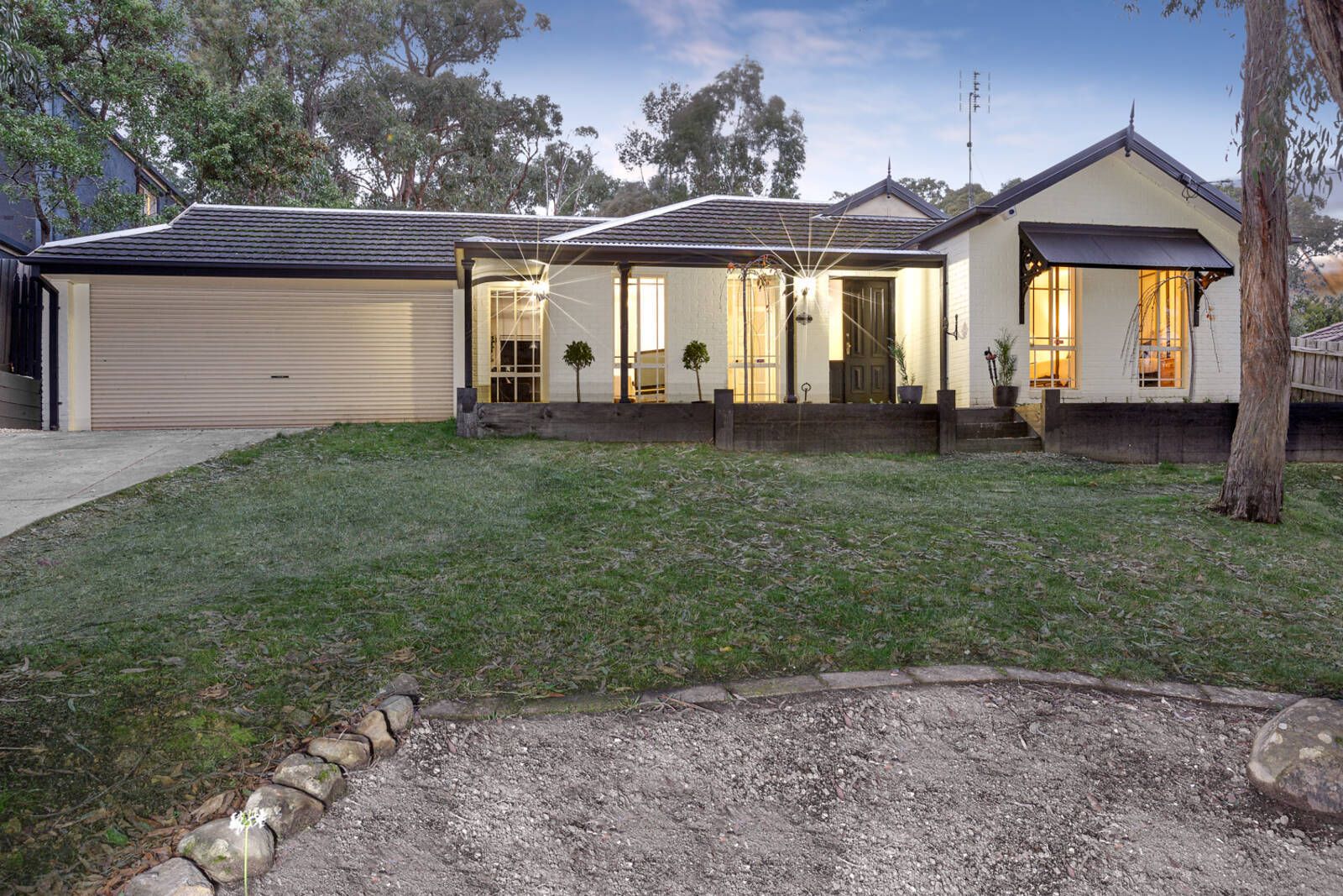 29 Darriwell Drive, Mount Helen VIC 3350, Image 2