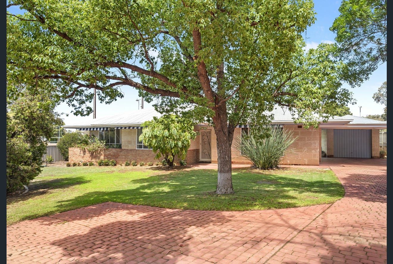 3 bedrooms House in 1 McMillan Road LOXTON SA, 5333