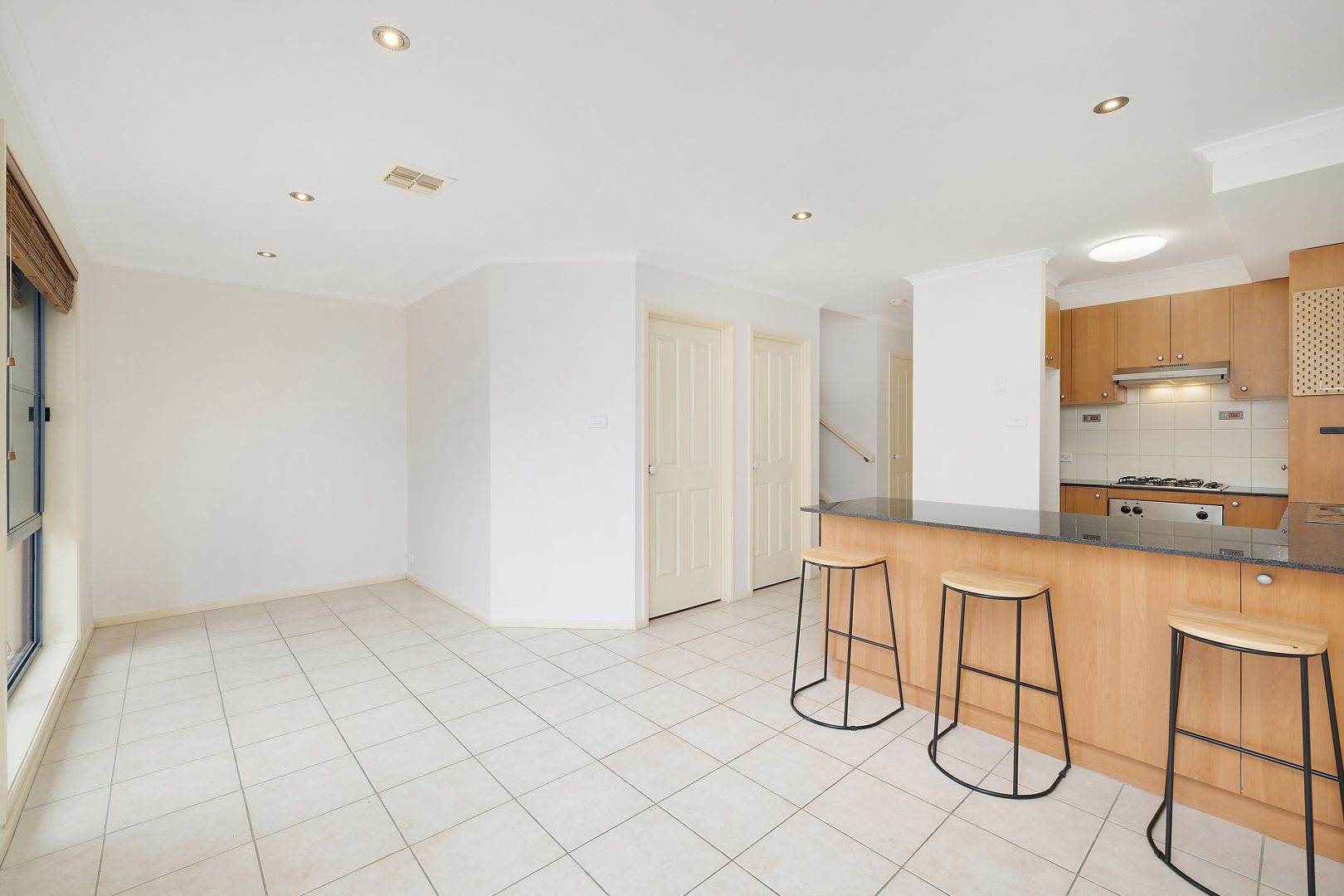 6/15 Wanliss Street, Latham ACT 2615, Image 2