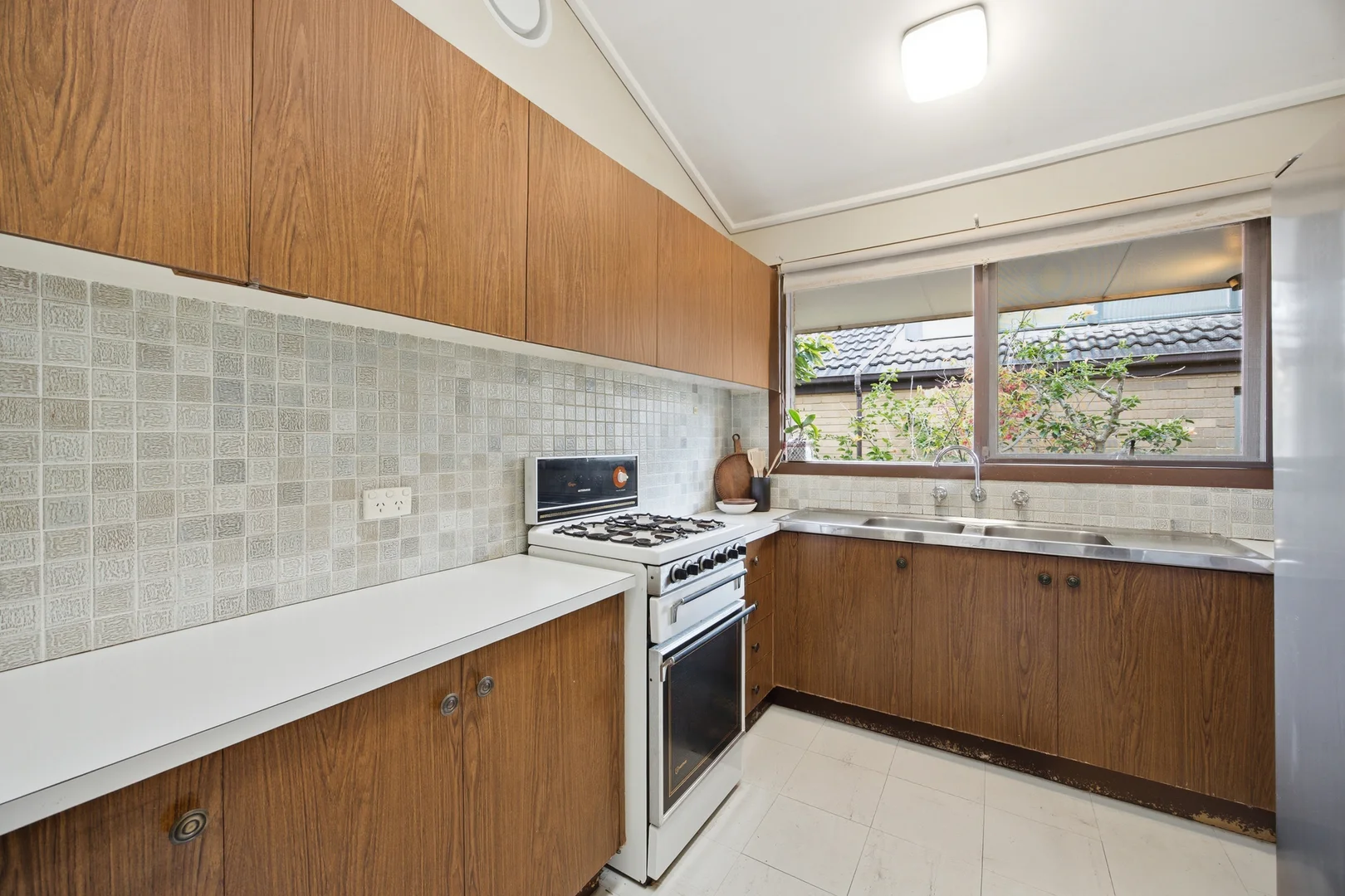 Additional image 4 of 4/1 Gillies Street, Hampton VIC 3188