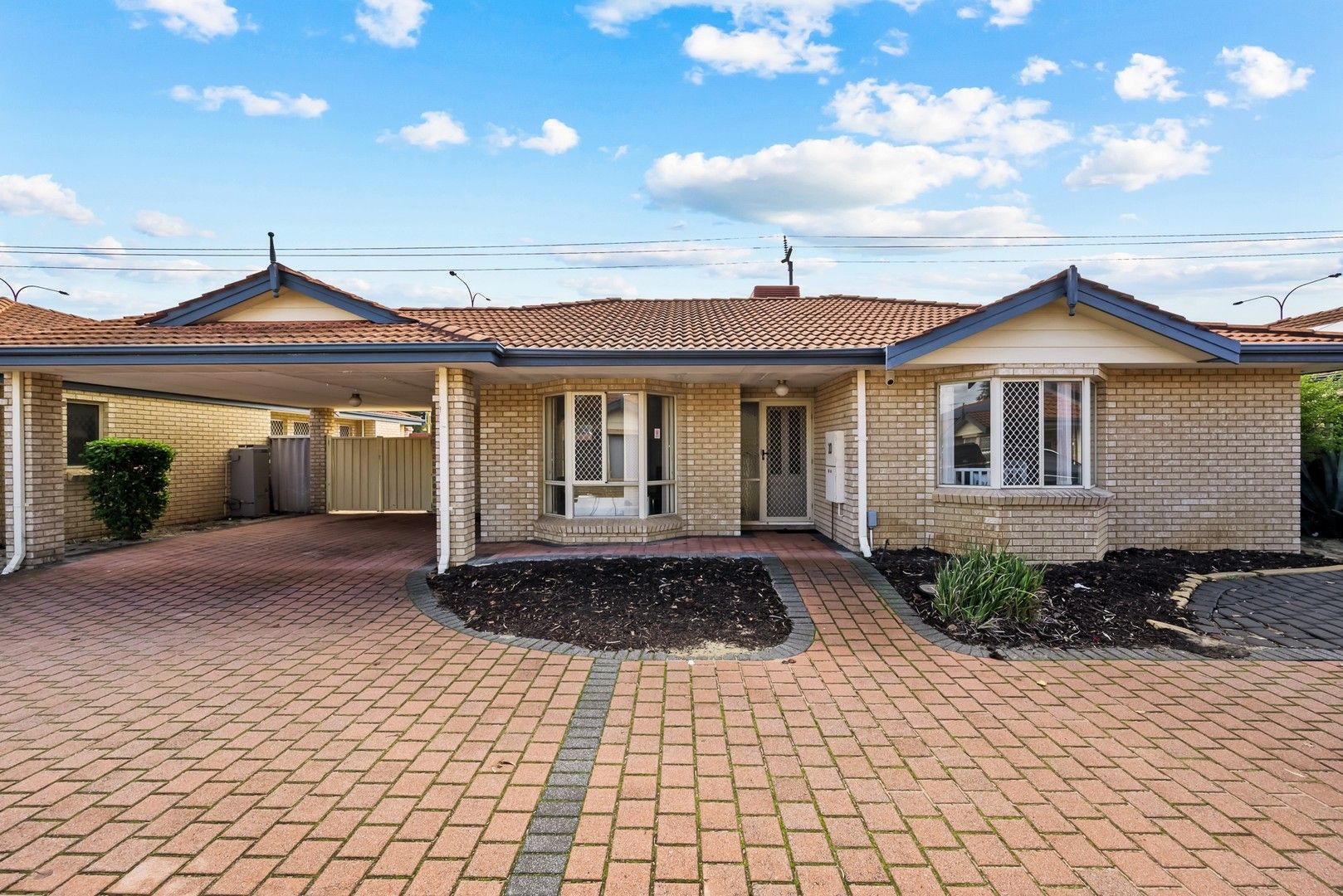 3 bedrooms Villa in 10/98 Manning Road WILSON WA, 6107