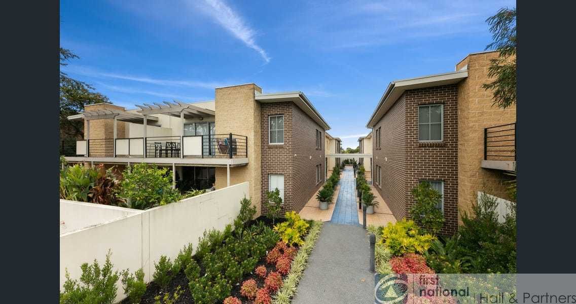 3 bedrooms Apartment / Unit / Flat in 22/1162-1164 Dandenong Road CARNEGIE VIC, 3163
