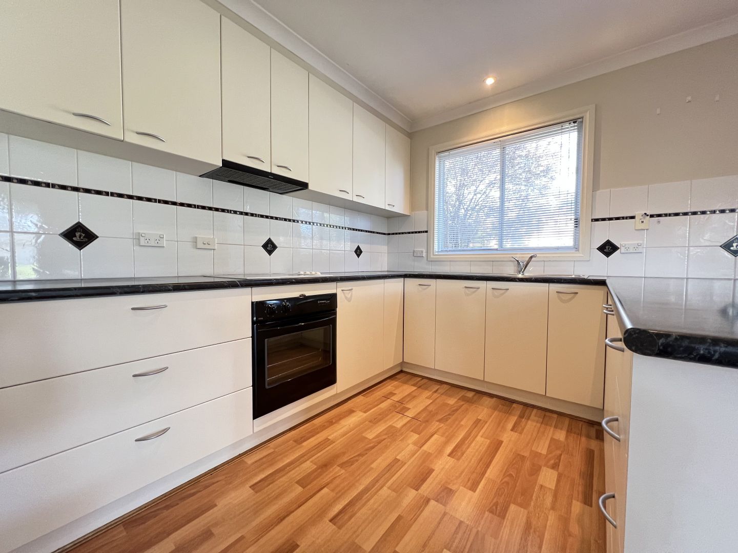 1/26 Ullathornes Road, Inverloch VIC 3996 Apartment For Rent Domain