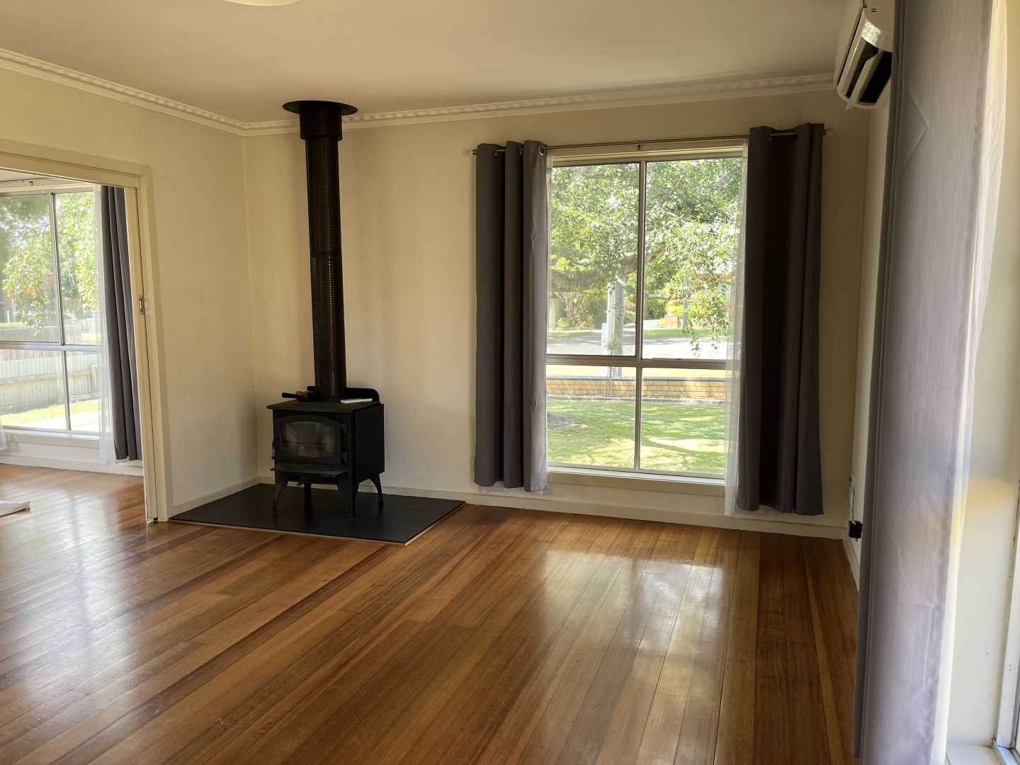 55 Manifold Street, Colac VIC 3250 House For Rent 460 Domain