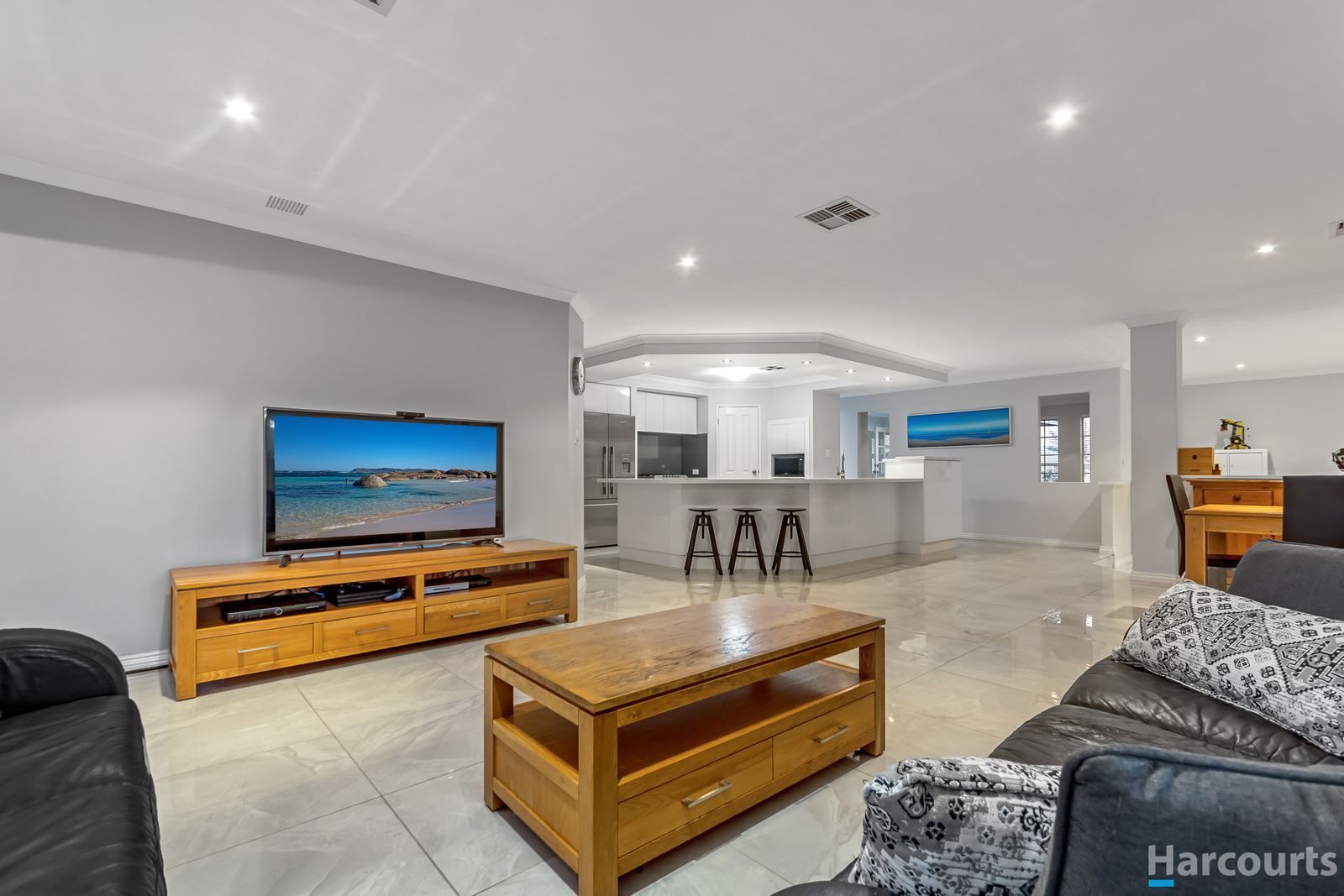 4 Swiftsure Place, Currambine WA 6028, Image 2