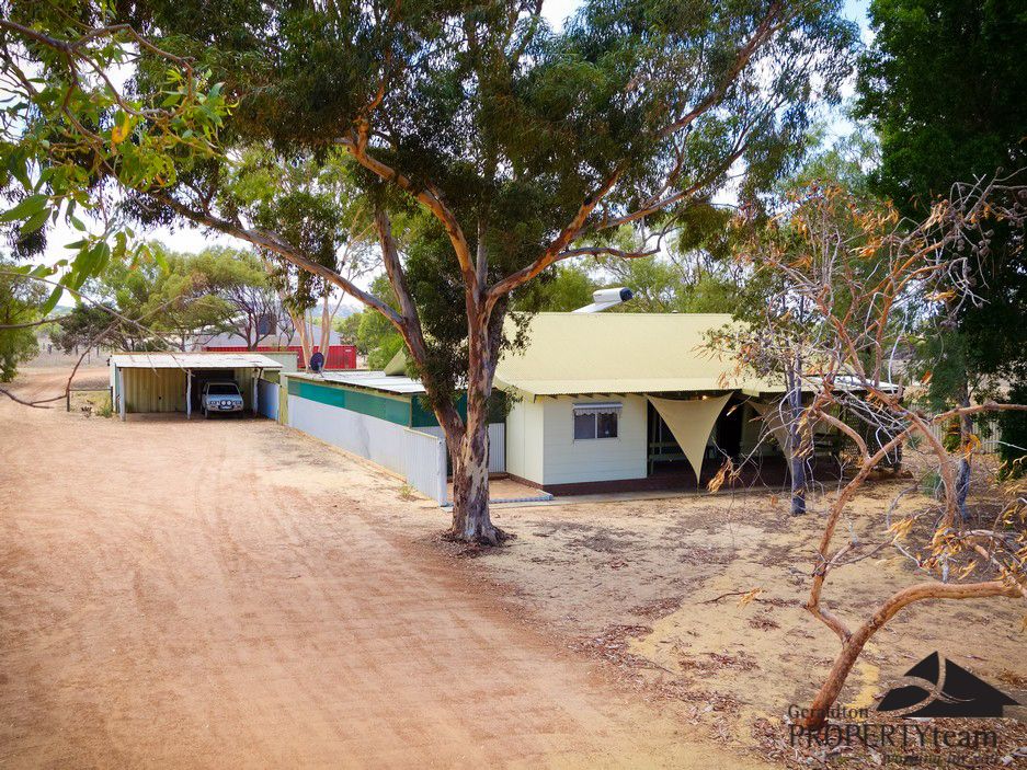 164 Hall Road, Waggrakine WA 6530, Image 2