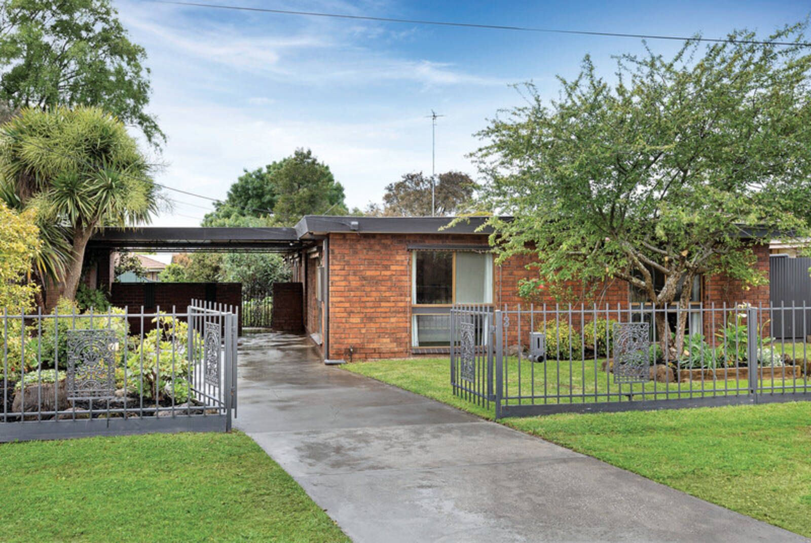 311 Tinworth Avenue, Mount Clear VIC 3350
