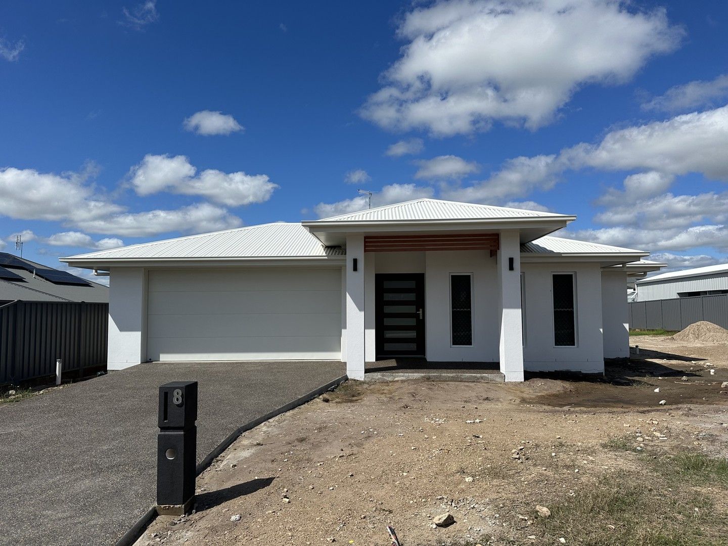 8 Rosemary Court Nikenbah QLD 4655 House For Rent $680 Domain