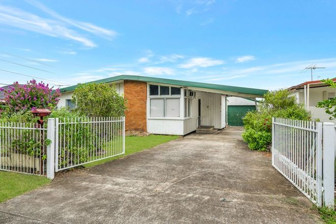 Picture of 4 Bracknell Road, CANLEY HEIGHTS NSW 2166