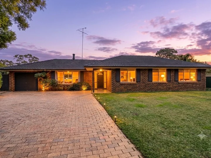 4 Aru Place, Kings Park NSW 2148