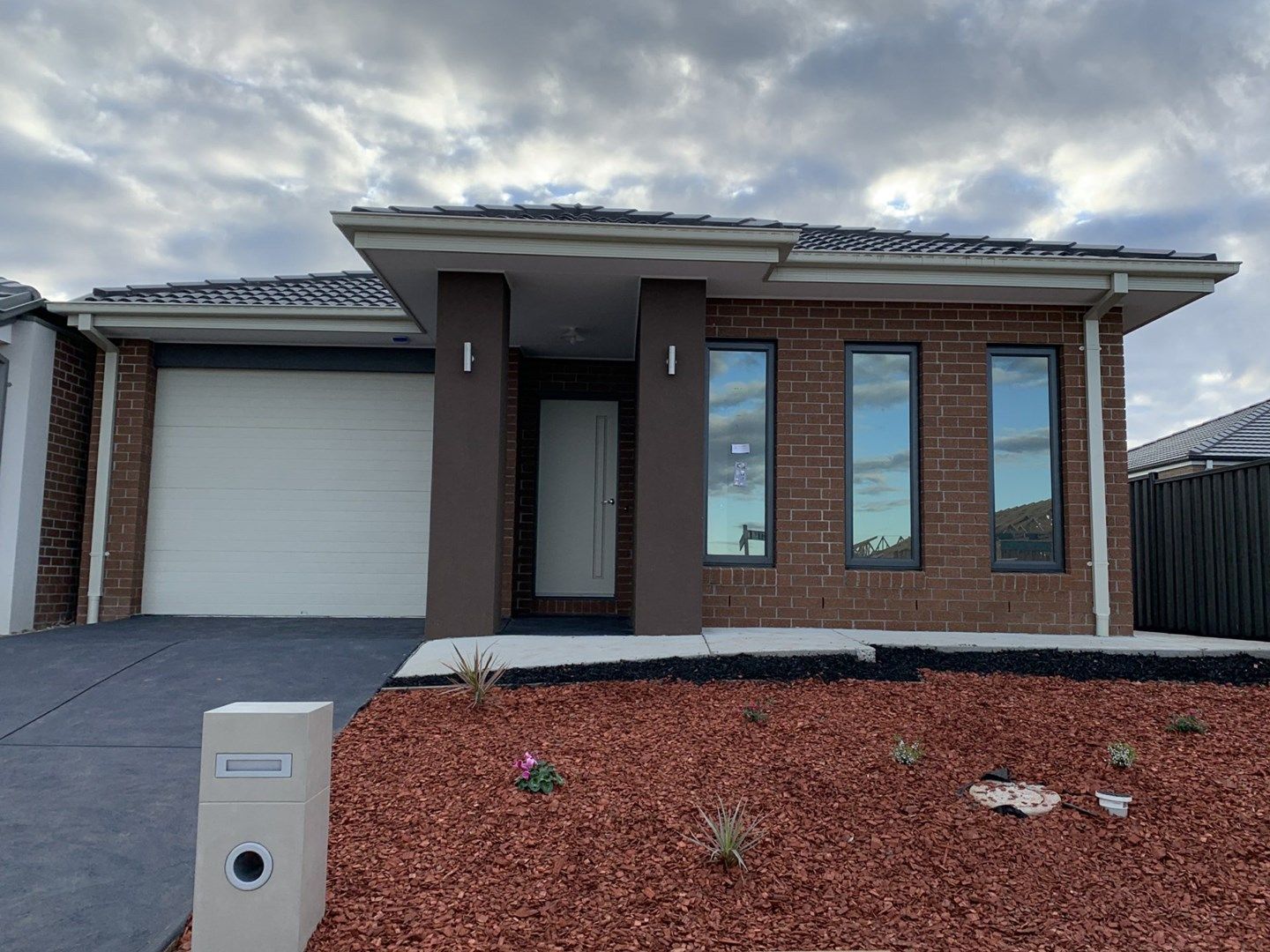4 bedrooms House in 55 Adriatic Circuit CLYDE VIC, 3978