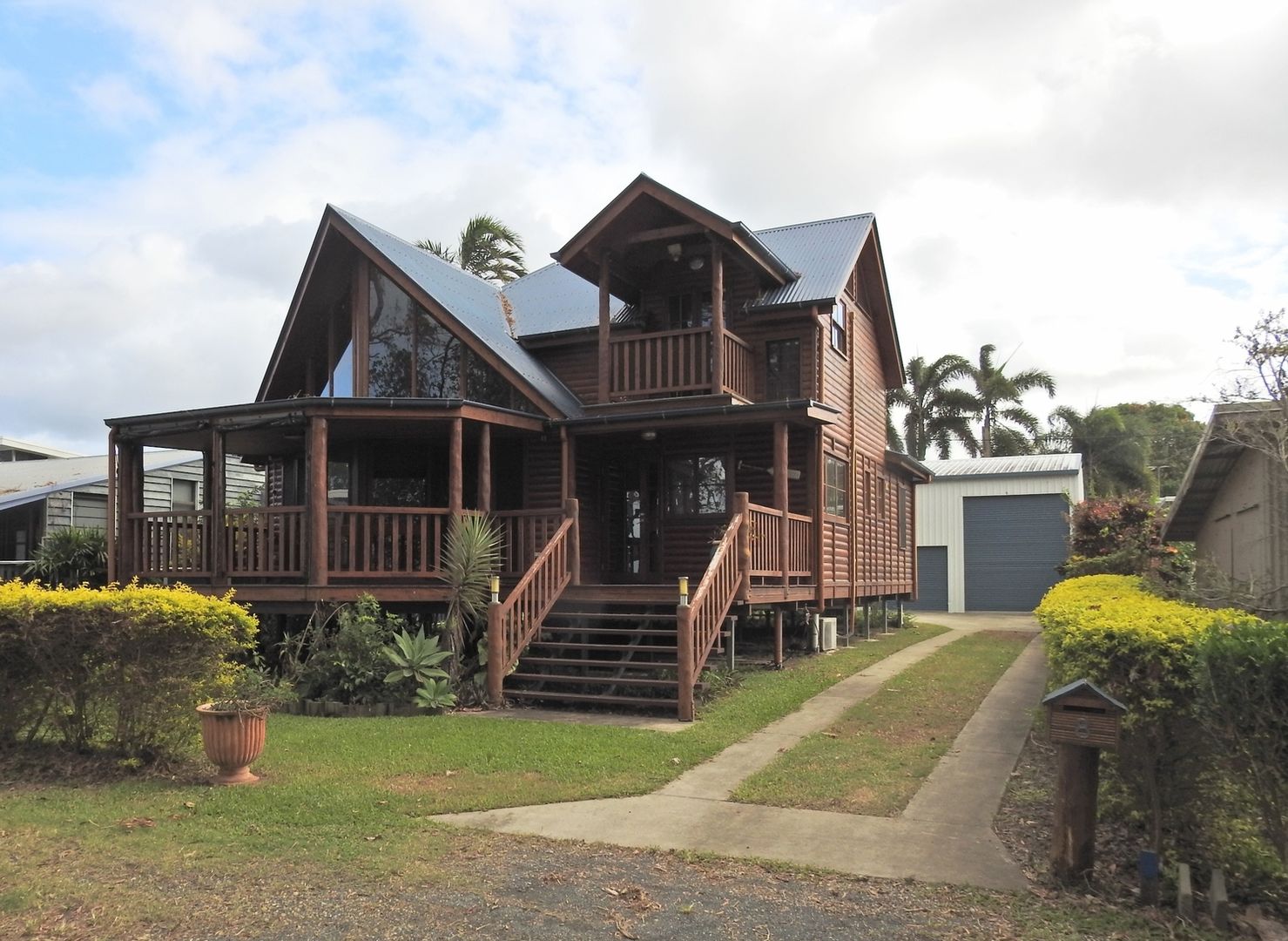 8 Ward Esplanade, Ball Bay Property History & Address Research Domain