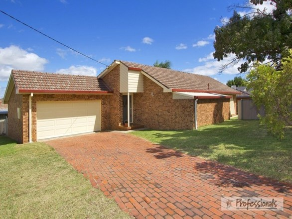 1 Brolga Crescent, Oxley Vale NSW 2340