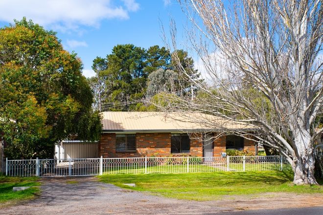 Picture of 1/10 Gaulton Street, CASTLEMAINE VIC 3450