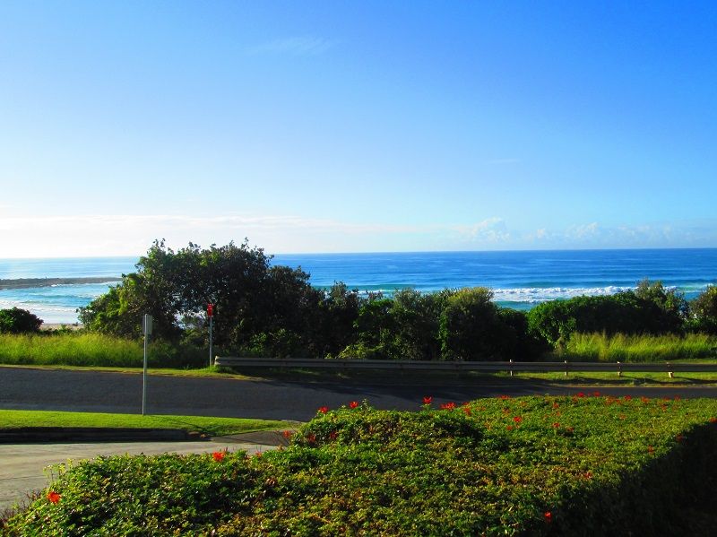 Romiaka 5 1 Pippi Street Yamba Nsw 2464 Apartment For Rent 580 1750 Domain