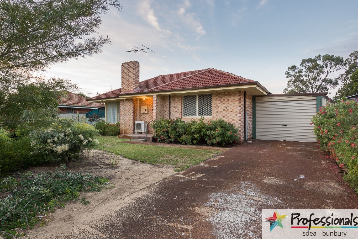 35 Devonshire Street, Withers WA 6230, Image 0